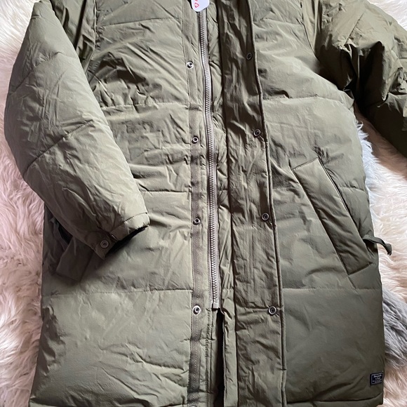 Abercrombie and Fitch Sleeping Bag Puffer - Picture 7 of 15